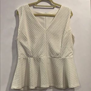 ⭐️ NY&Company Peplum Top -Size XL-